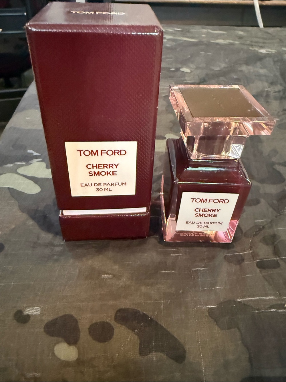 Tom Ford Cherry Smoke